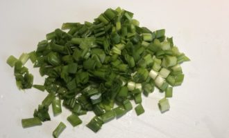 Салат из курицы и пекинской капусты